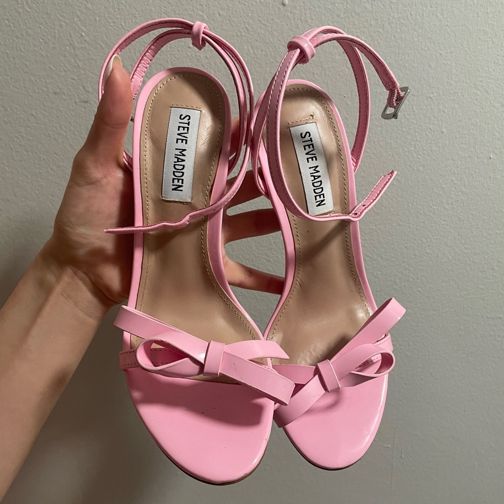 Pink Heels with Bow detail — Open toe sandals